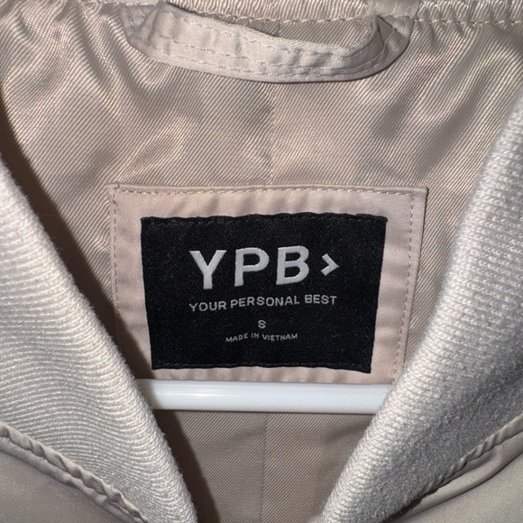 Abercrombie & Fitch Light Tan Bomber Jacket - Picture 3 of 4